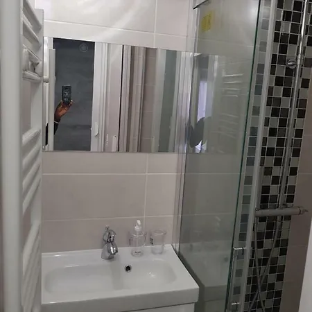 Gites La Fontaine Du Centre Πανσιόν *